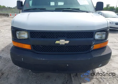 2012 Chevrolet Express 2500 Work Van z USA, uszkodzony, nr VIN 1GCWGFCA2C1121527